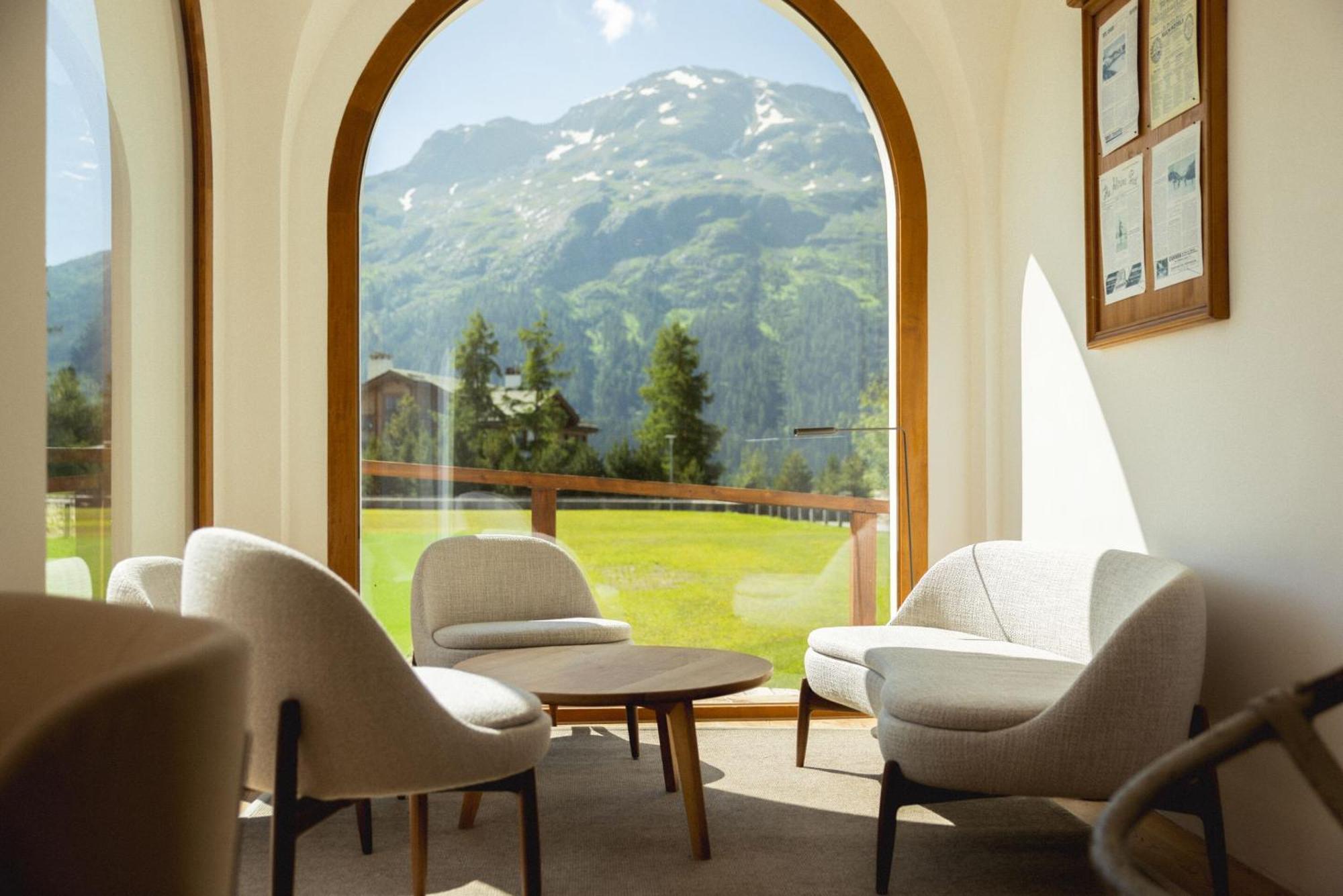 Kulm Hotel Сейнт Мориц Екстериор снимка