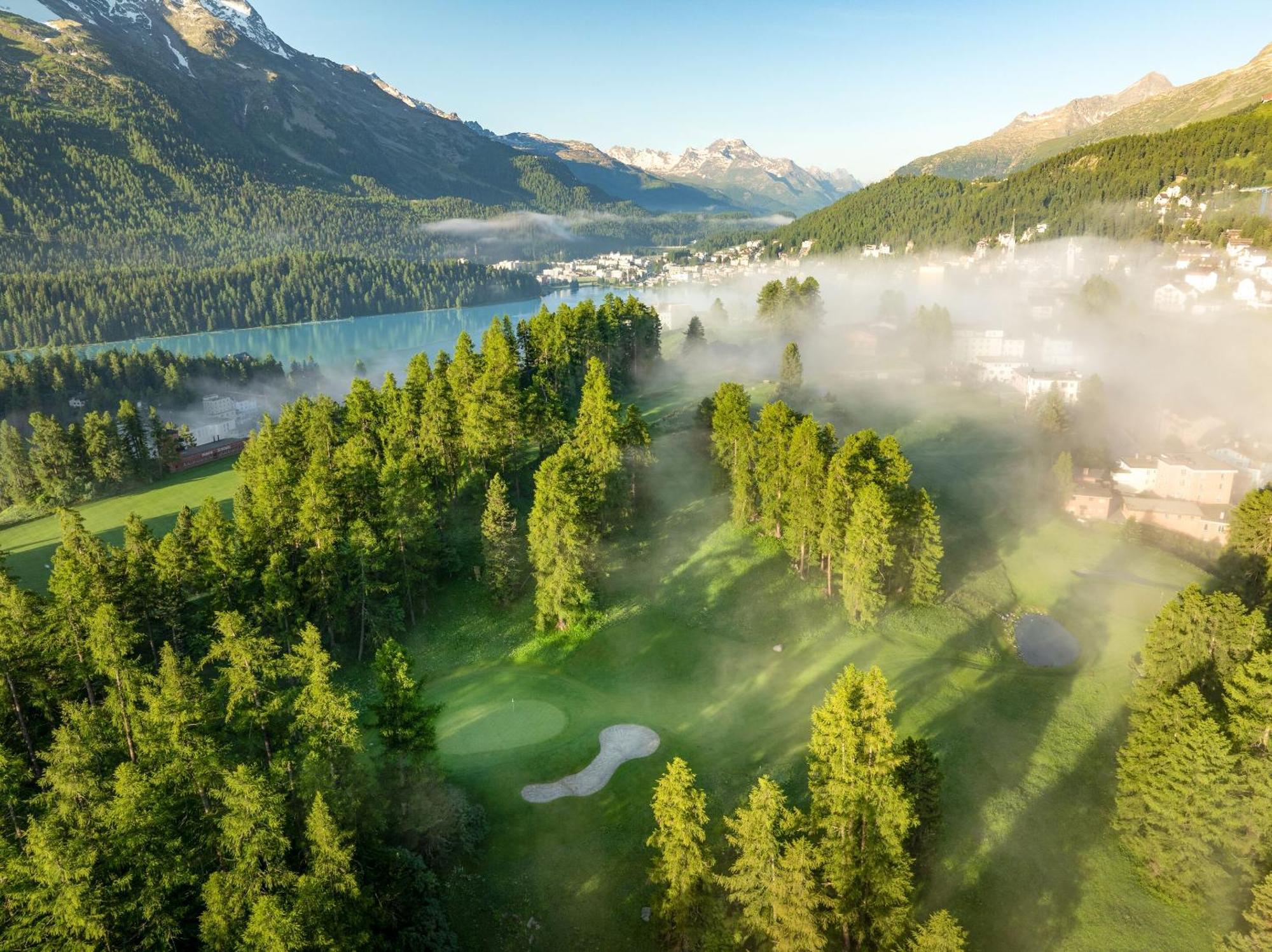 Kulm Hotel Сейнт Мориц Екстериор снимка