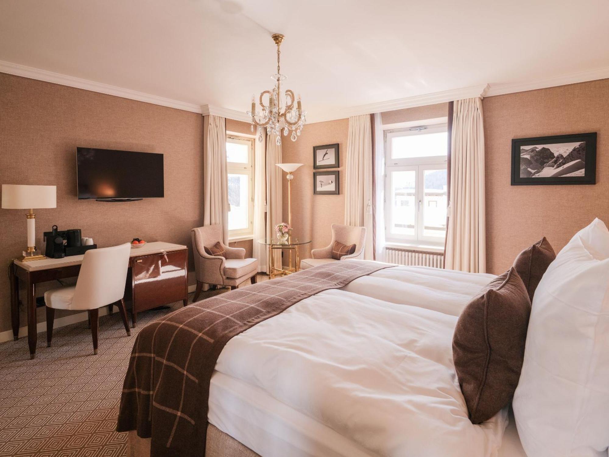 Kulm Hotel Сейнт Мориц Екстериор снимка
