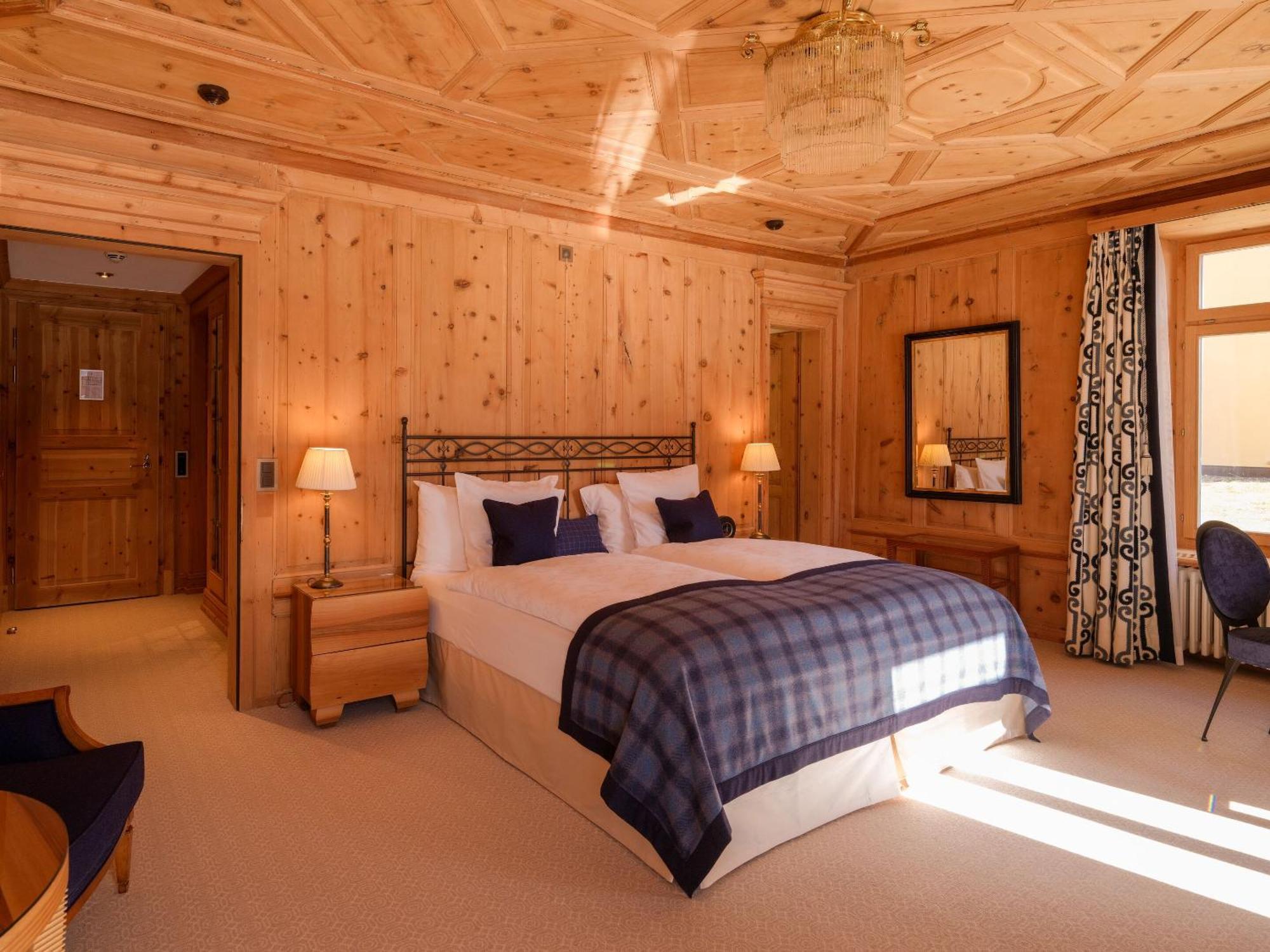 Kulm Hotel Сейнт Мориц Екстериор снимка