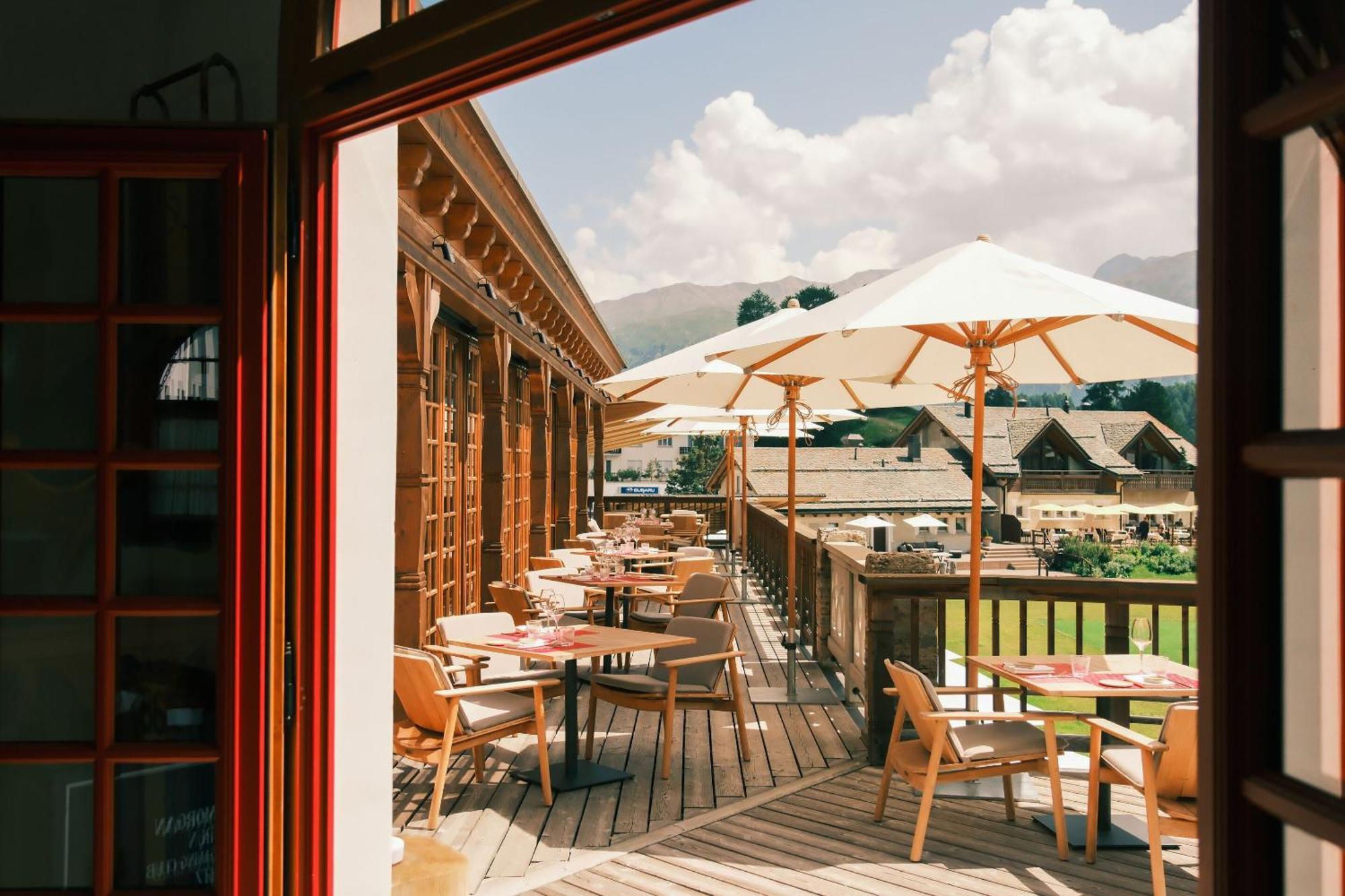 Kulm Hotel Сейнт Мориц Екстериор снимка